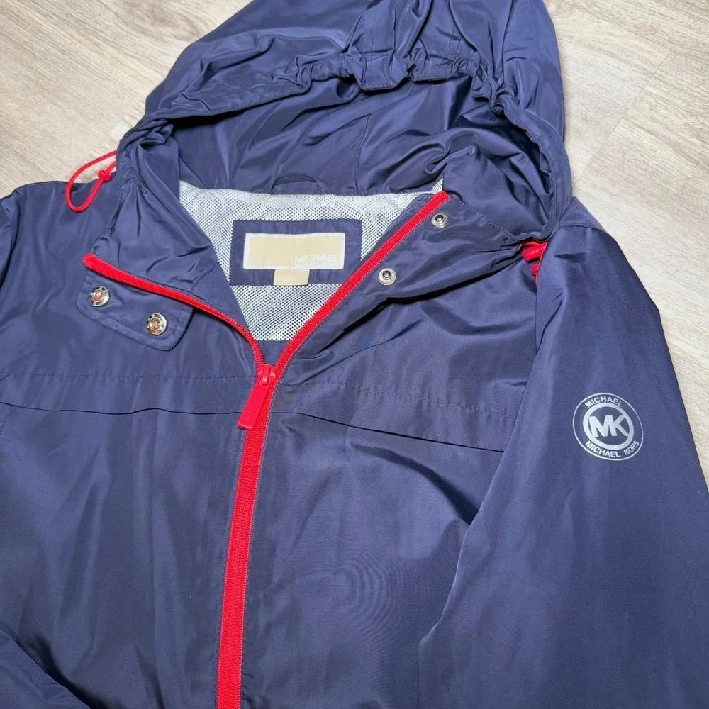 Beautiful‎ Navy Blue Michael Kors jacket size large